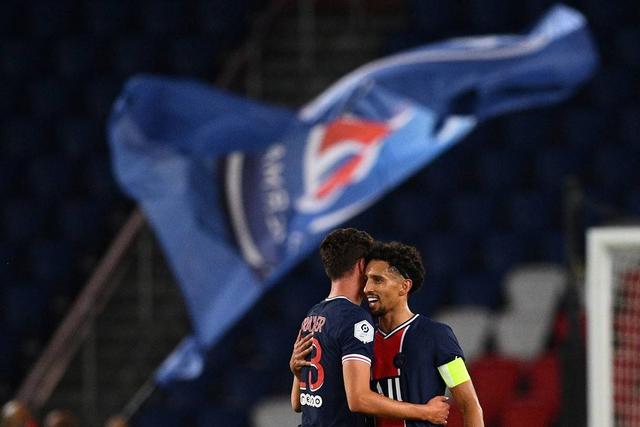 汤普森18分独行侠送爵士3连败 国王轻取开拓者